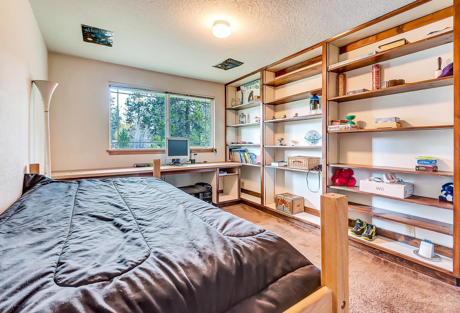 19451 Baker Road Bend, OR 97702 - Photo 17 of 25 Additional Photo