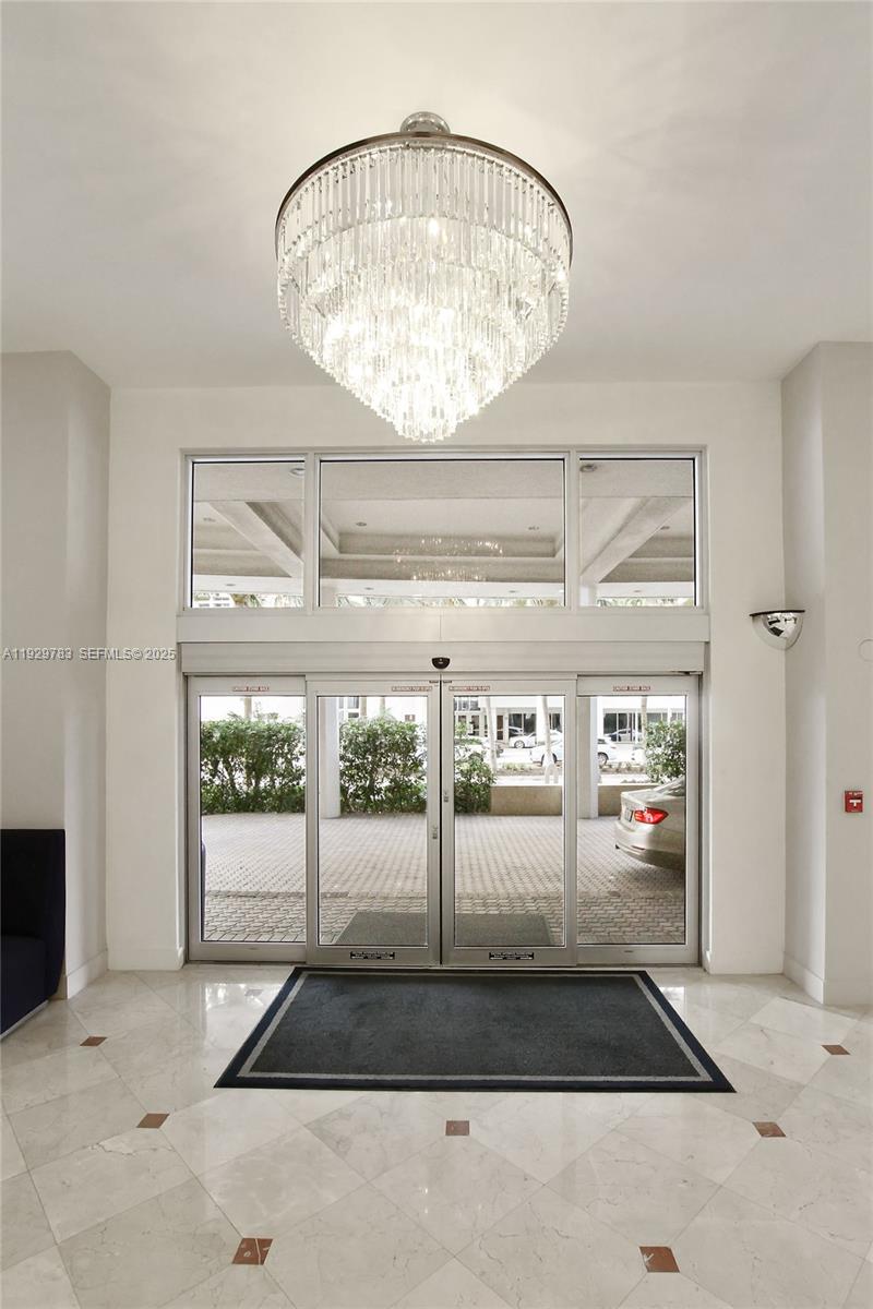 100 Lincoln Road, Unit 1444 Miami Beach, FL 33139 - Photo 25 of 38