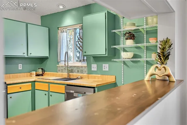 $439,000 | 6770 Dublin Terrace, Colorado Springs, CO 80918