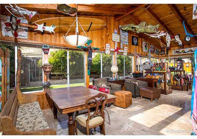 1054 Hermes Avenue Encinitas, CA 92024 - Photo 7 of 21 Spacious Great Room with lots of windows to bring the light in, opening to the backyard