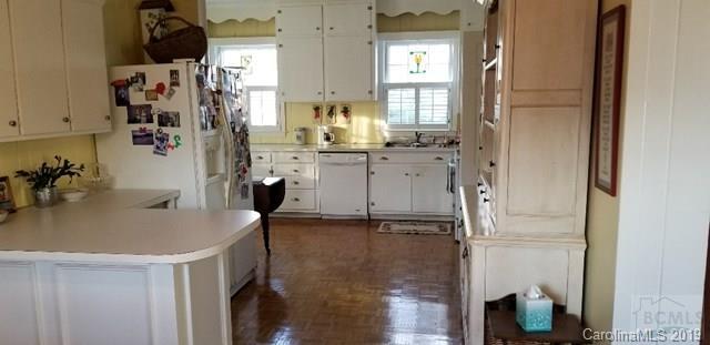 511 Riverside Drive Morganton, NC 28655 - Photo 3 of 23 Gallery Image 3