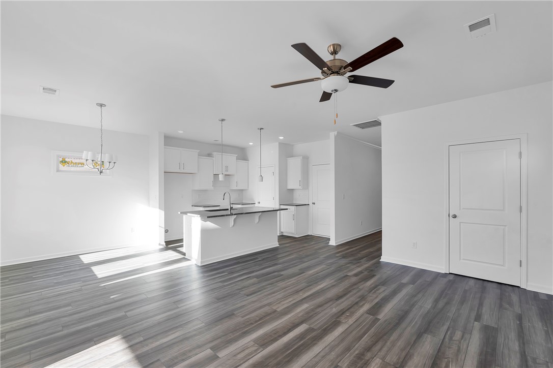 245 Brown Circle Easley, SC 29642 - Photo 8 of 25