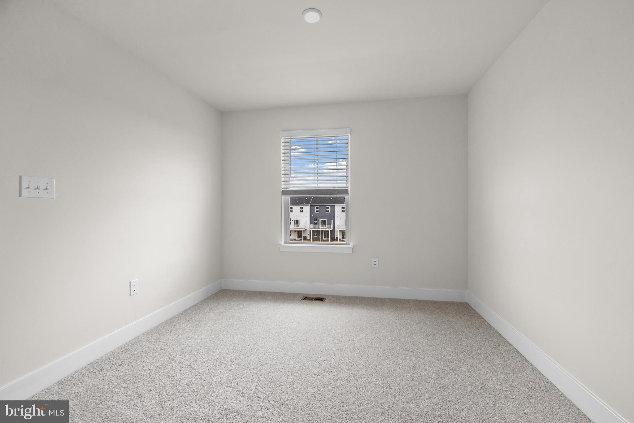 1810 Smith Is Road Baltimore, MD 21244 - Photo 12 of 15 Bed 2