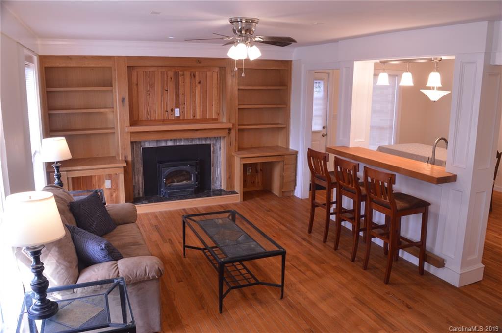 73 Knoll Ridge Drive Asheville, NC 28804 - Photo 2 of 20