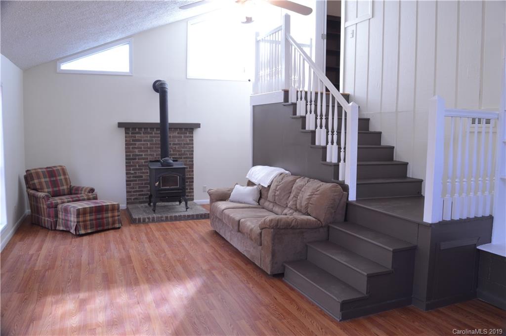 73 Knoll Ridge Drive Asheville, NC 28804 - Photo 13 of 20