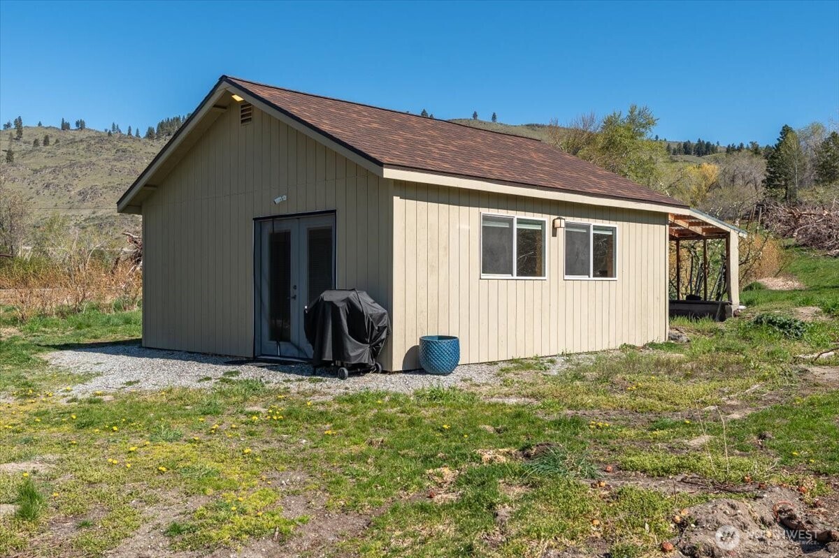 882 Lower Joe Creek Road Manson, WA 98831 - Photo 21 of 32