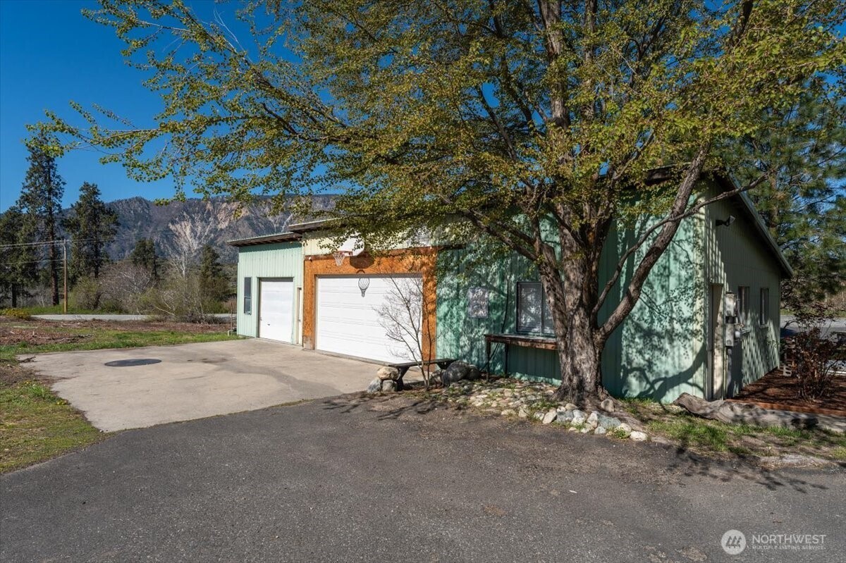 882 Lower Joe Creek Road Manson, WA 98831 - Photo 25 of 32