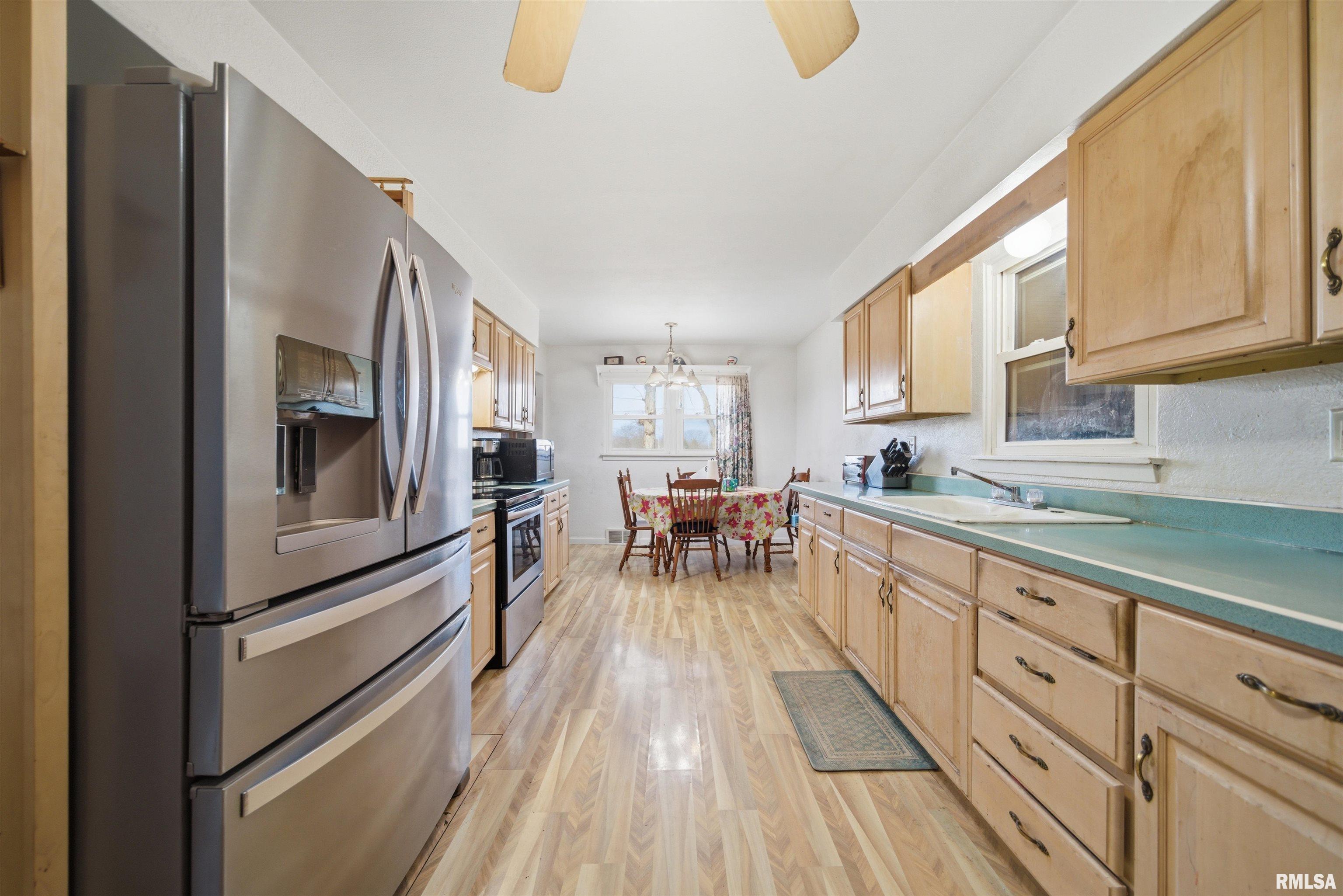 2841 Allentown Road Pekin, IL 61554 - Photo 11 of 26