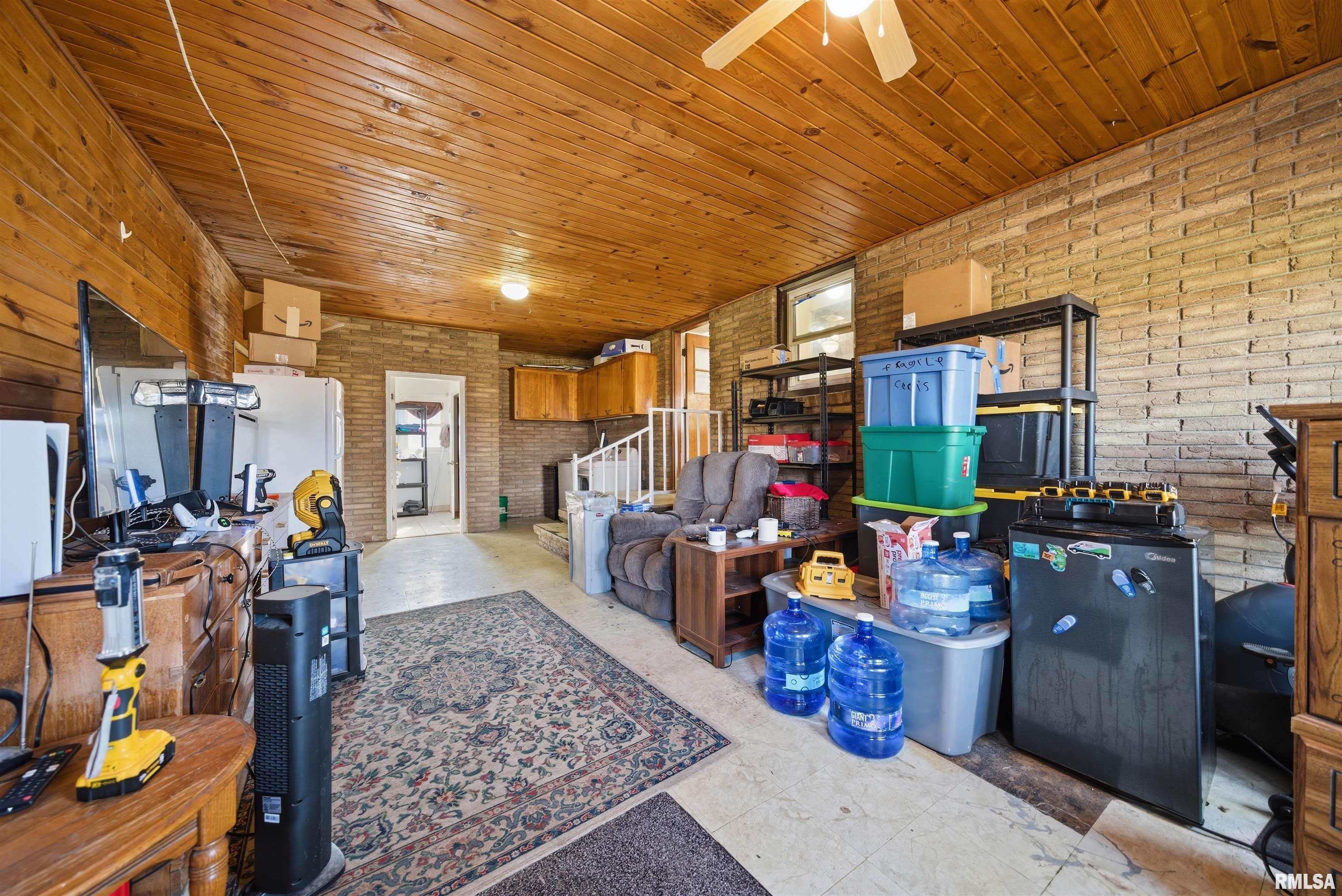 2841 Allentown Road Pekin, IL 61554 - Photo 21 of 26