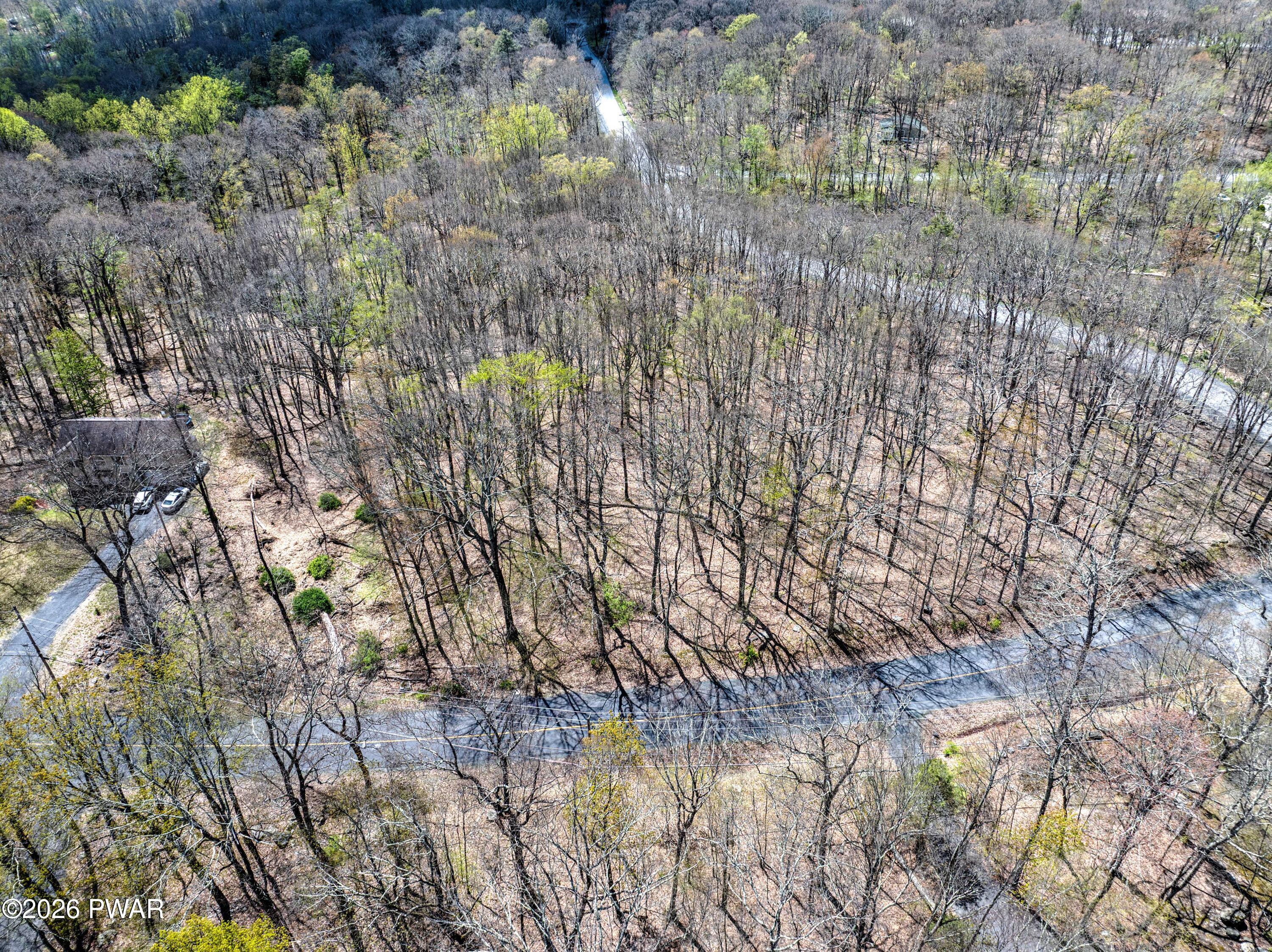 Whippoorwill Drive Bushkill, PA 18324 - Photo 7 of 21