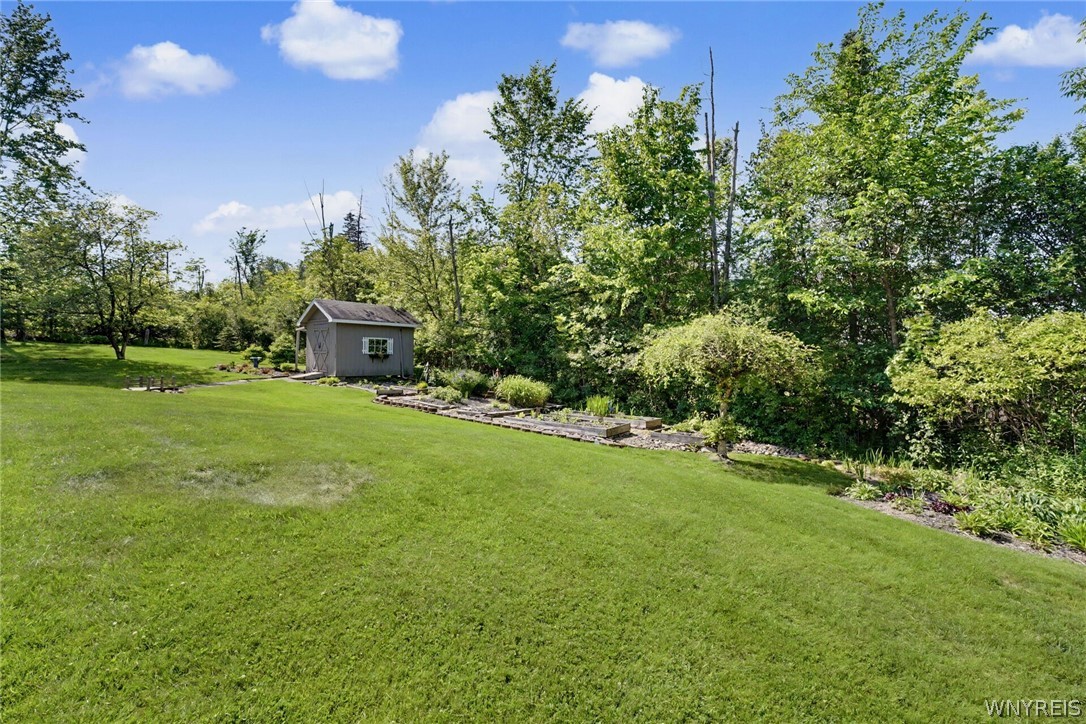 2137 Grover Road West Falls, NY 14170 - Photo 47 of 50