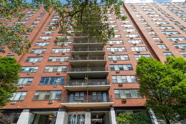 $2,550 | 500 Central Avenue, Unit 504, Union City, NJ 07087