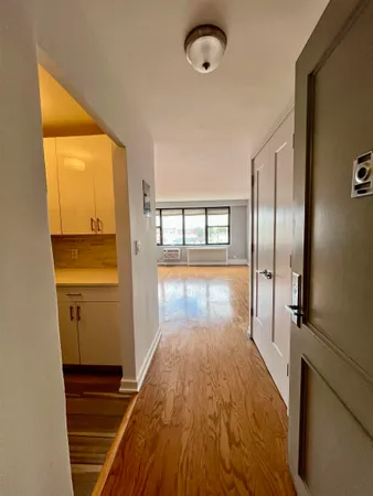 $2,550 | 500 Central Avenue, Unit 504, Union City, NJ 07087
