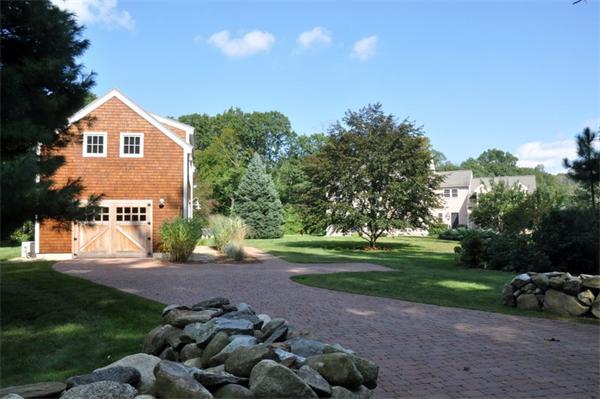 126 Strawberry Hill Road Acton, MA 01742 - Photo 1 of 17 Gallery Image 1
