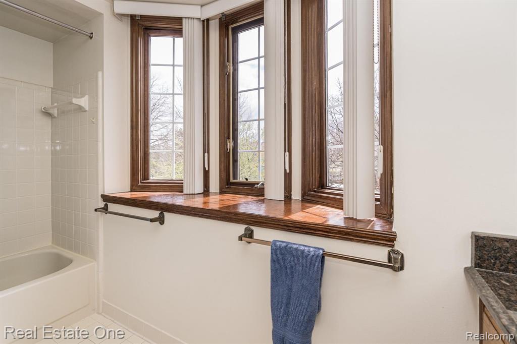 3400 Edmunton Drive Rochester Hills, MI 48306 - Photo 23 of 28