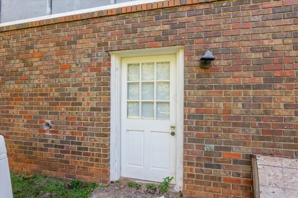 $174,900 | 325 North Elijah Clark Drive, Washington, GA 30673