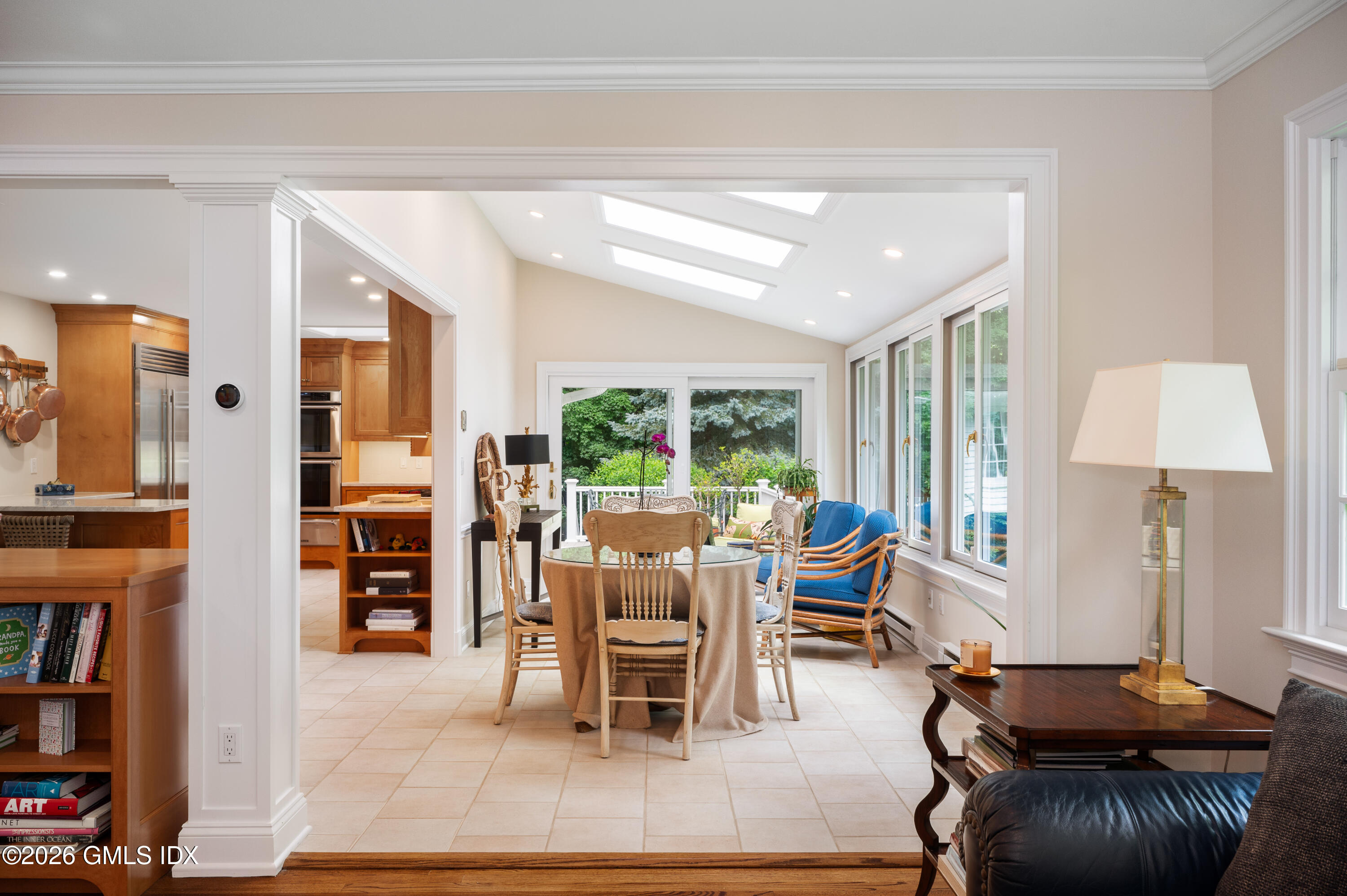108 Perkins Road Greenwich, CT 06830 - Photo 19 of 39 18