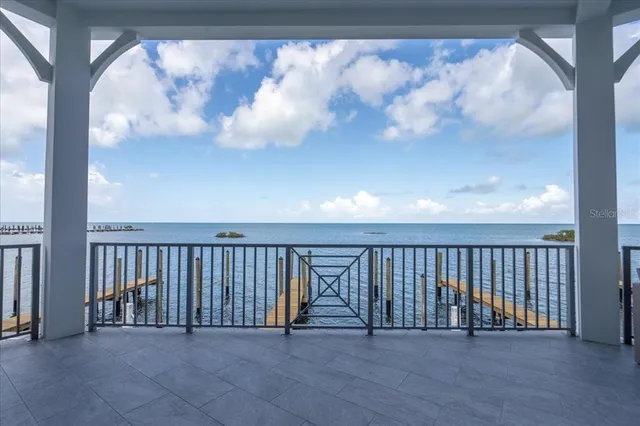 $4,690,000 | 810 39th Street, Marathon, FL 33050