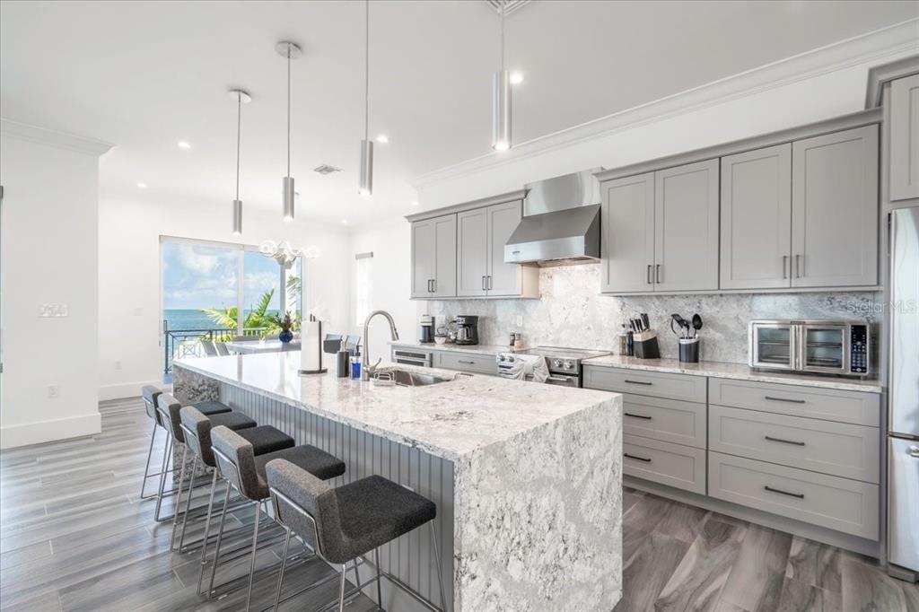 810 39th Street Marathon, FL 33050 - Photo 8 of 100