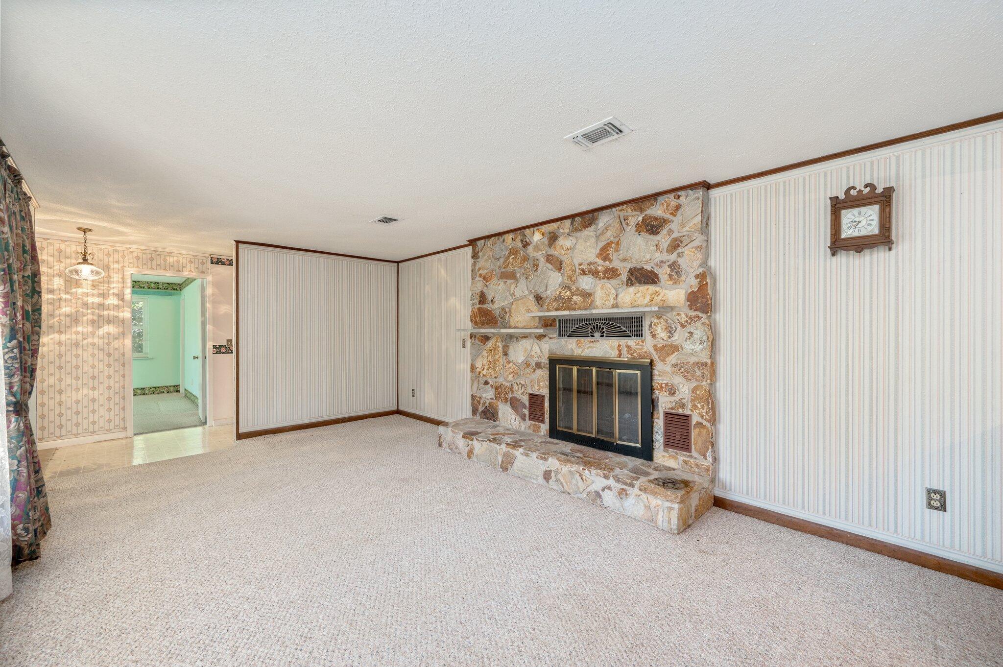 604 Andy Nowling Road DeFuniak Springs, FL 32433 - Photo 6 of 45 6-web-or-mls-604 Andy Nowling Rd-03