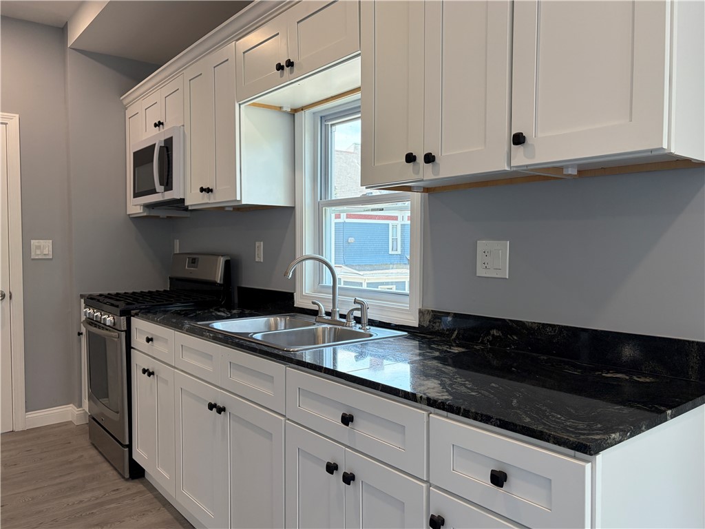98 Whitmarsh Street, Unit 1 Providence, RI 02907 - Photo 8 of 37