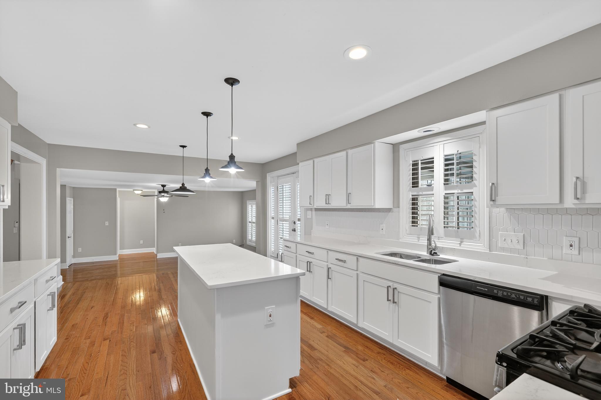 1610 Wilson Road Huntingtown, MD 20639 - Photo 4 of 45