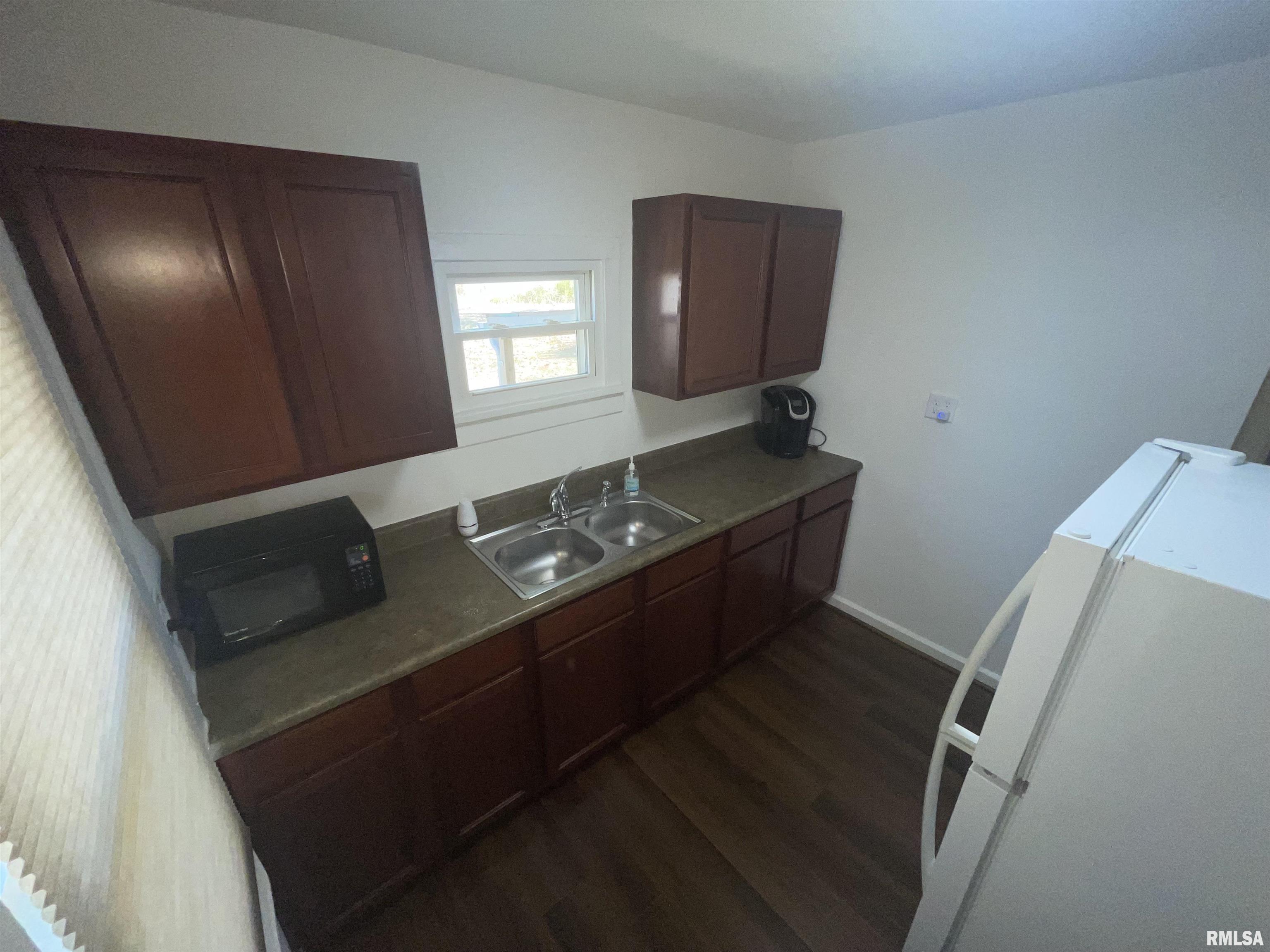 1816 North Peoria Road Springfield, IL 62702 - Photo 7 of 15