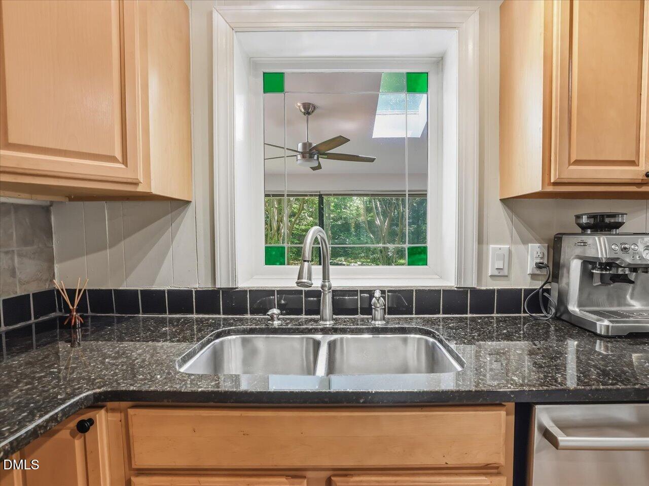 1428 Dixie Trail Raleigh, NC 27607 - Photo 29 of 82 29-Kitchen