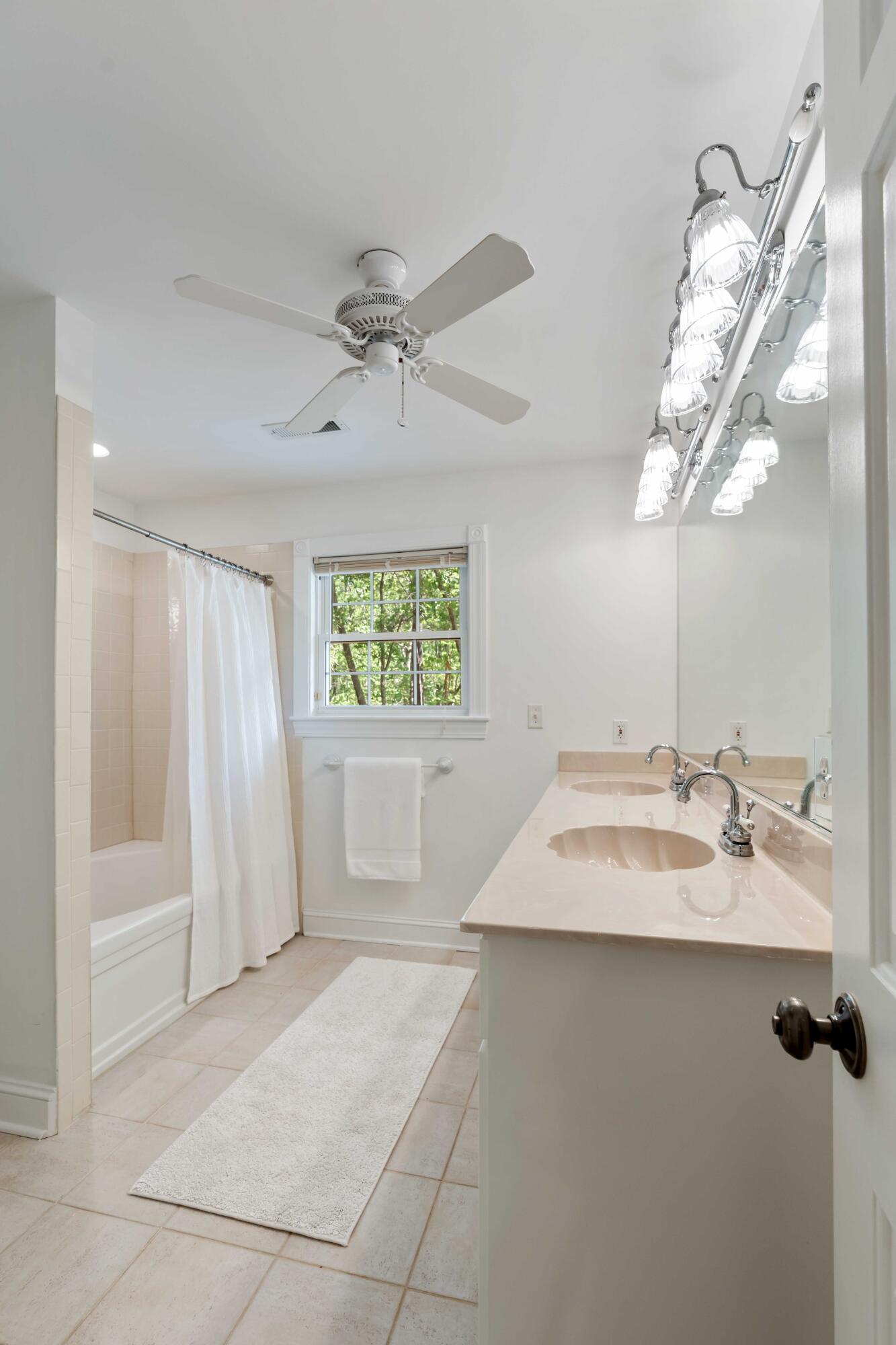 5680 Dixie Plantation Road Hollywood, SC 29449 - Photo 43 of 72 Guest house Bathroom