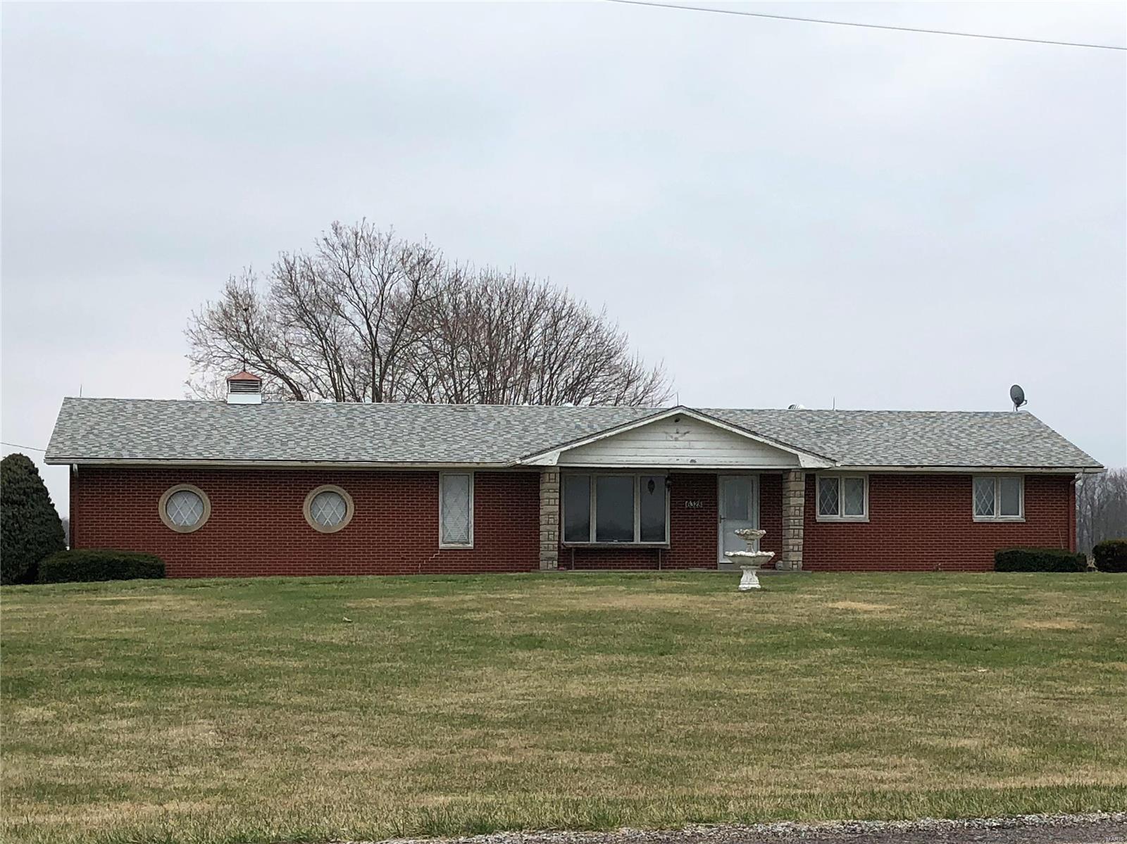 6328 Maeystown Road Waterloo, IL 62298 - Photo 3 of 52