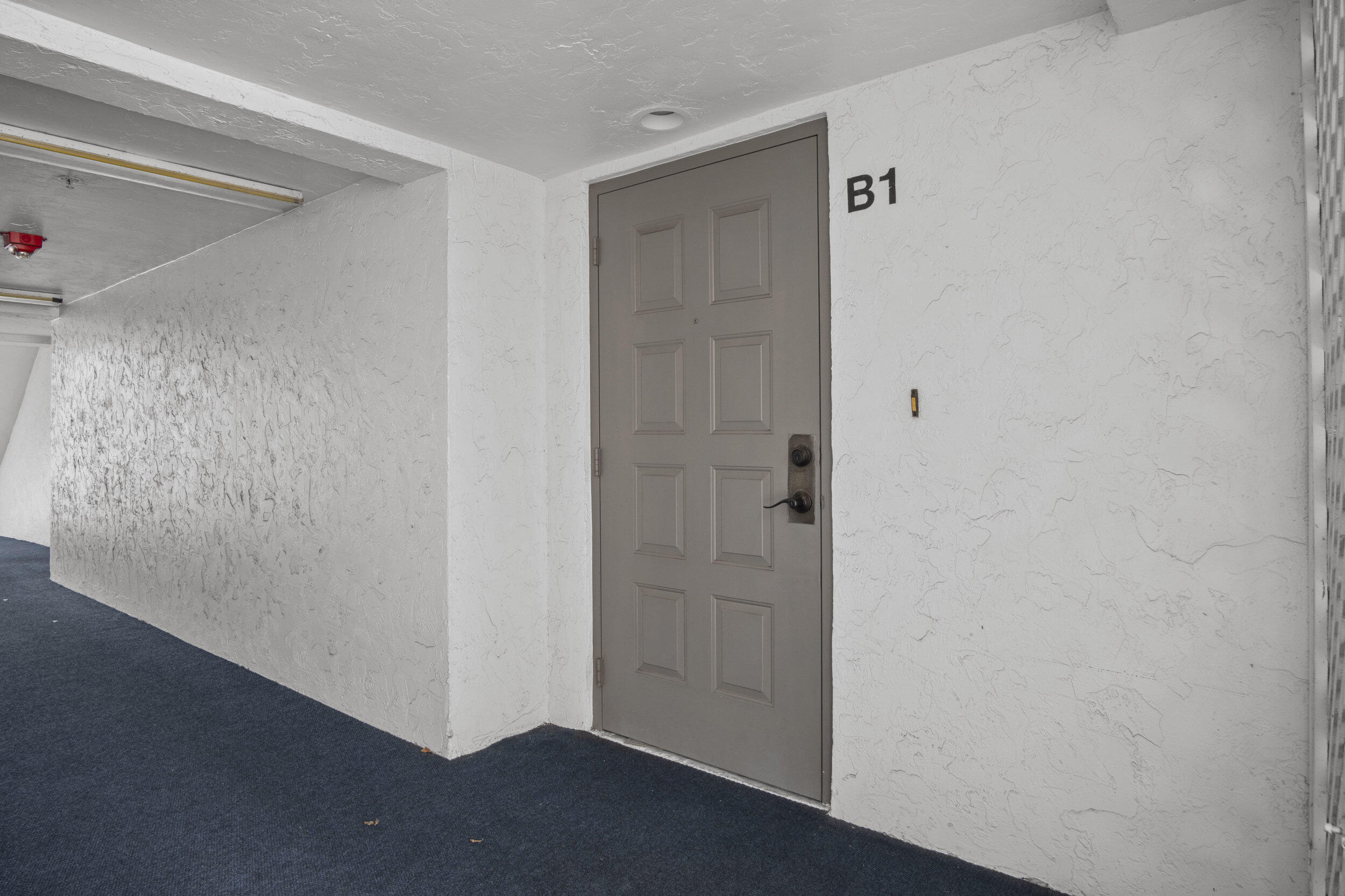 2512 Southeast Anchorage Cove, Unit B1 Port St. Lucie, FL 34952 - Photo 9 of 35 a view of an empty room