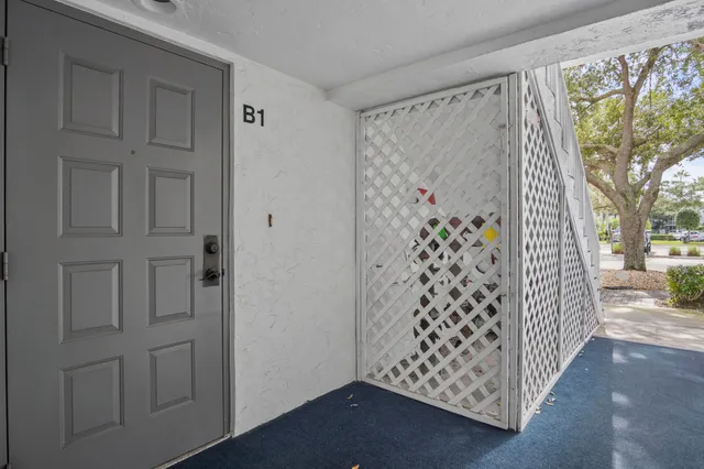 a view of entryway with stairs