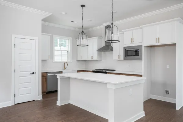 $567,900 | 8017 Honeycomb Lane, Chattanooga, TN 37421