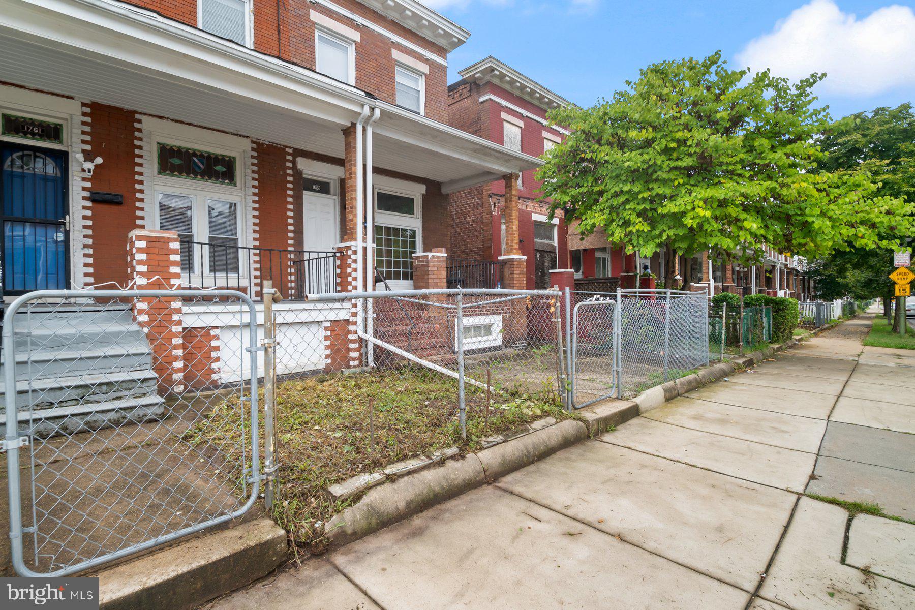 1761 Montpelier Street Baltimore, MD 21218 - Photo 2 of 28