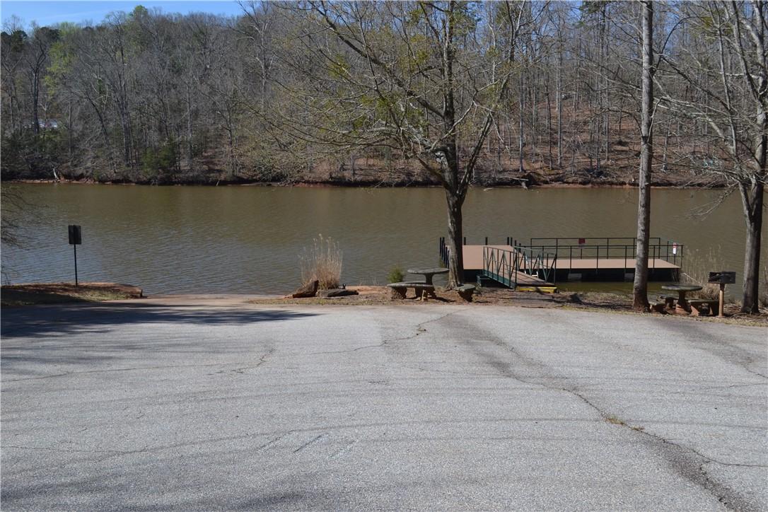 827 Audubon Place Iva, SC 29655 - Photo 5 of 7 Enjoy direct lake access with Bridgepointe private boat dock and scenic waterfront views.