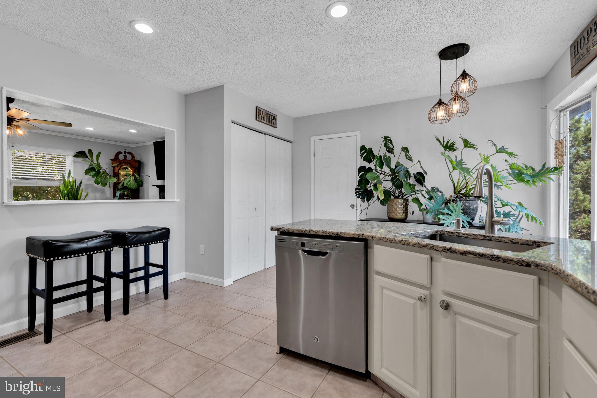 162 Millstone Road Millstone Township, NJ 08535 - Photo 12 of 50