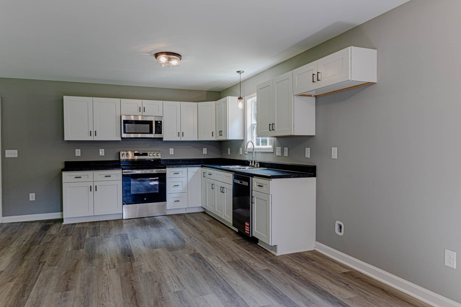 259 Longbranch Road Hohenwald, TN 38462 - Photo 12 of 27 Gallery Image 12