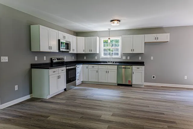 $279,000 | 259 Longbranch Road, Hohenwald, TN 38462