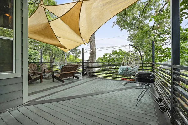 $2,395,000 | 1007 East 8th Street, Austin, TX 78702