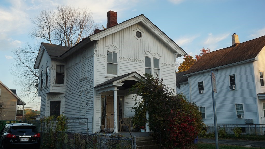 53 Sherman Street Springfield, MA 01109 - Photo 2 of 10 Gallery Image 2