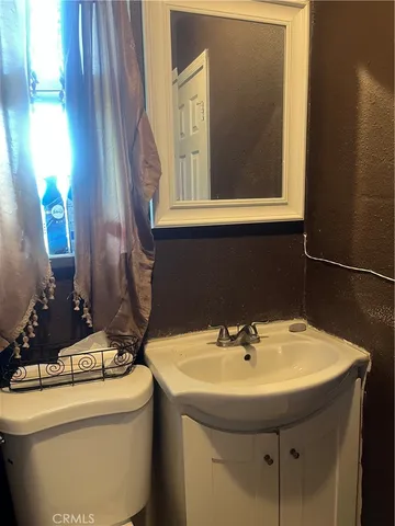 $570,000 | 5617 29th Street, Jurupa Valley, CA 92509