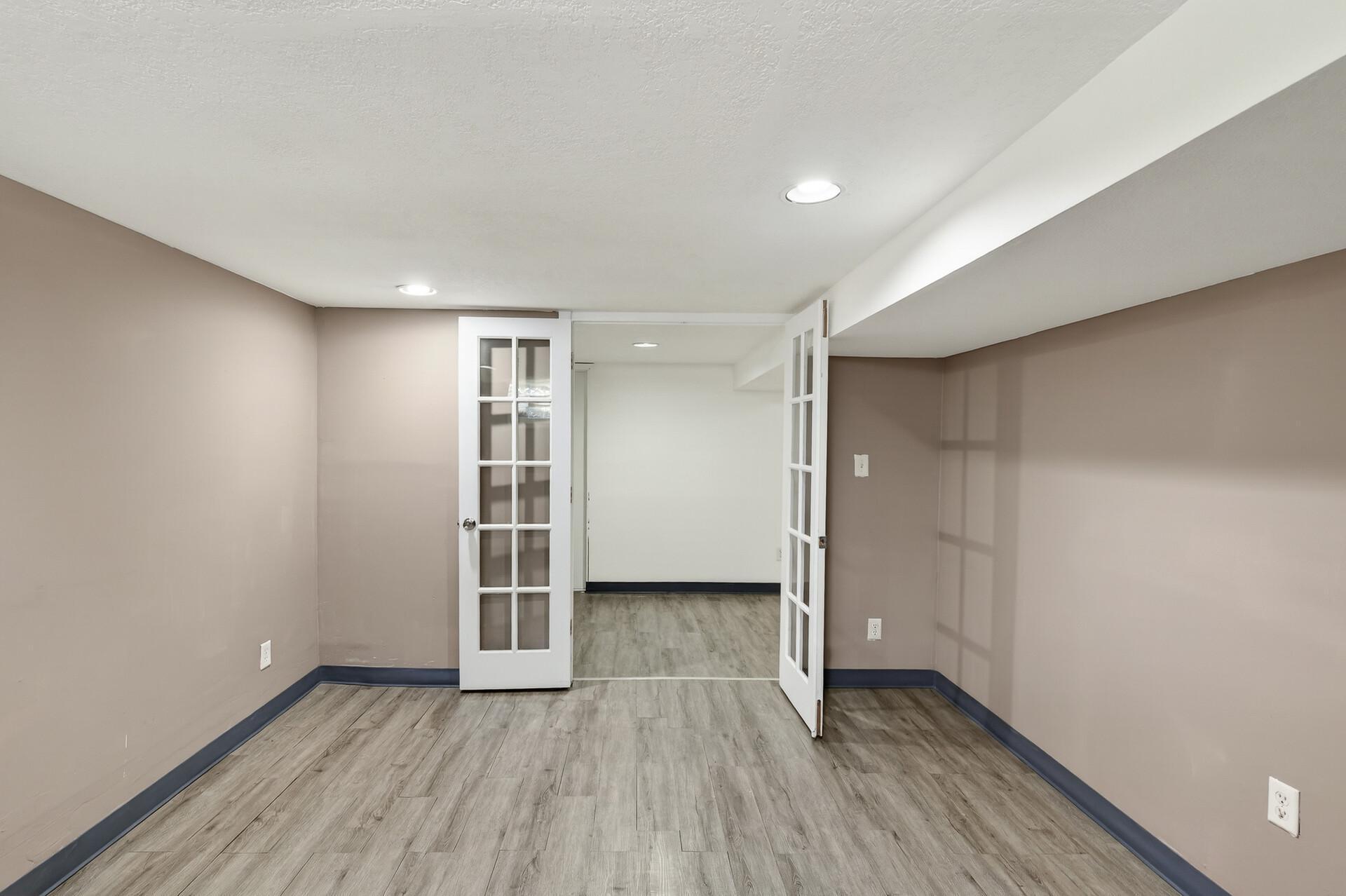 1589 East Euclid Street St. Paul, MN 55106 - Photo 18 of 26