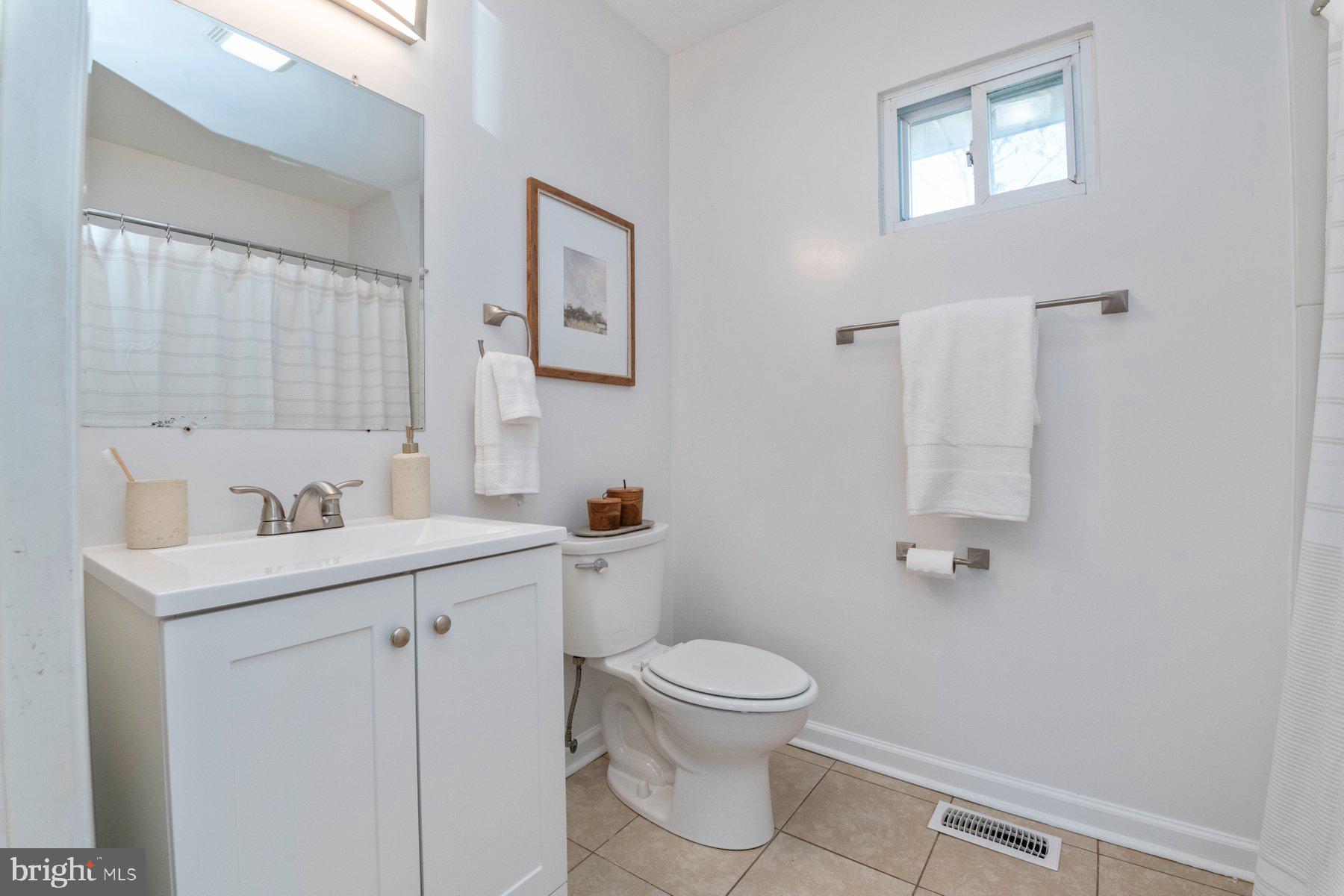 7906 Bon Air Road Baltimore, MD 21234 - Photo 18 of 26 Gallery Image 18