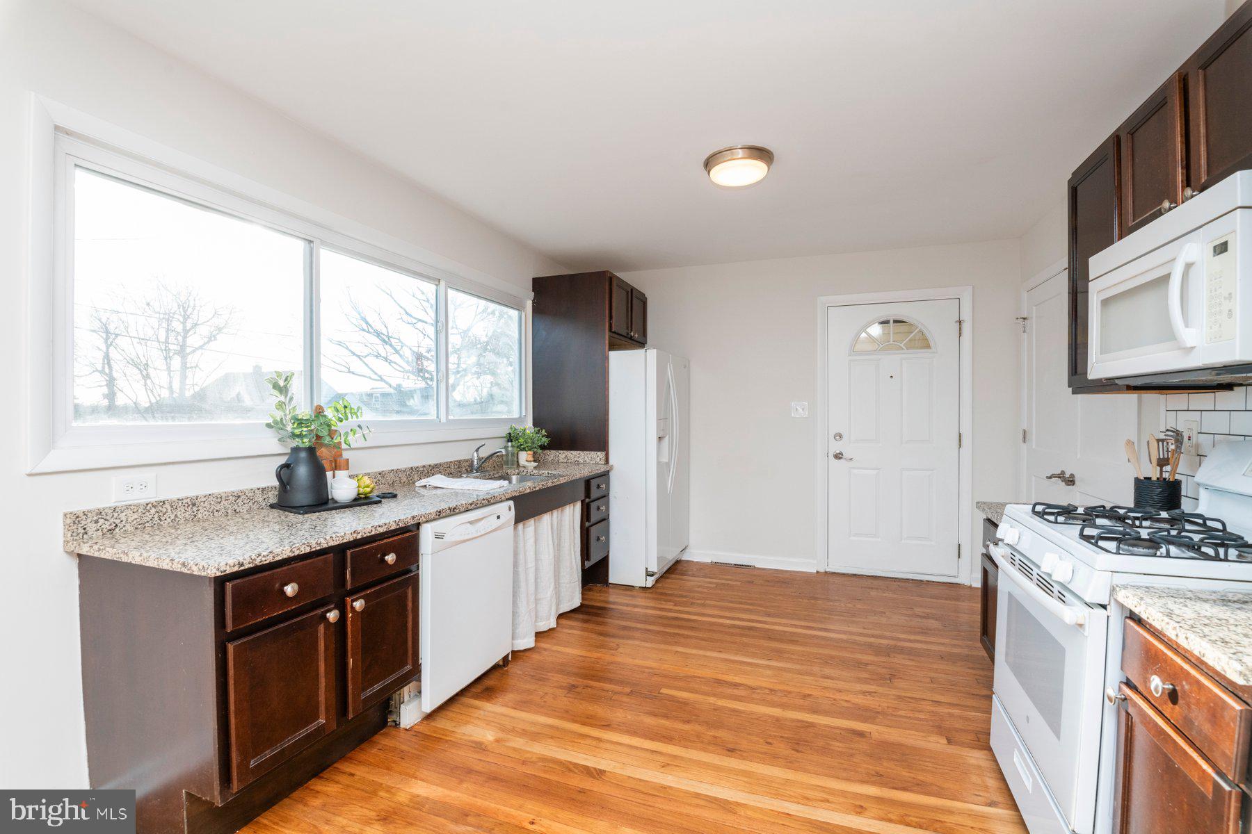 7906 Bon Air Road Baltimore, MD 21234 - Photo 6 of 26 Gallery Image 6