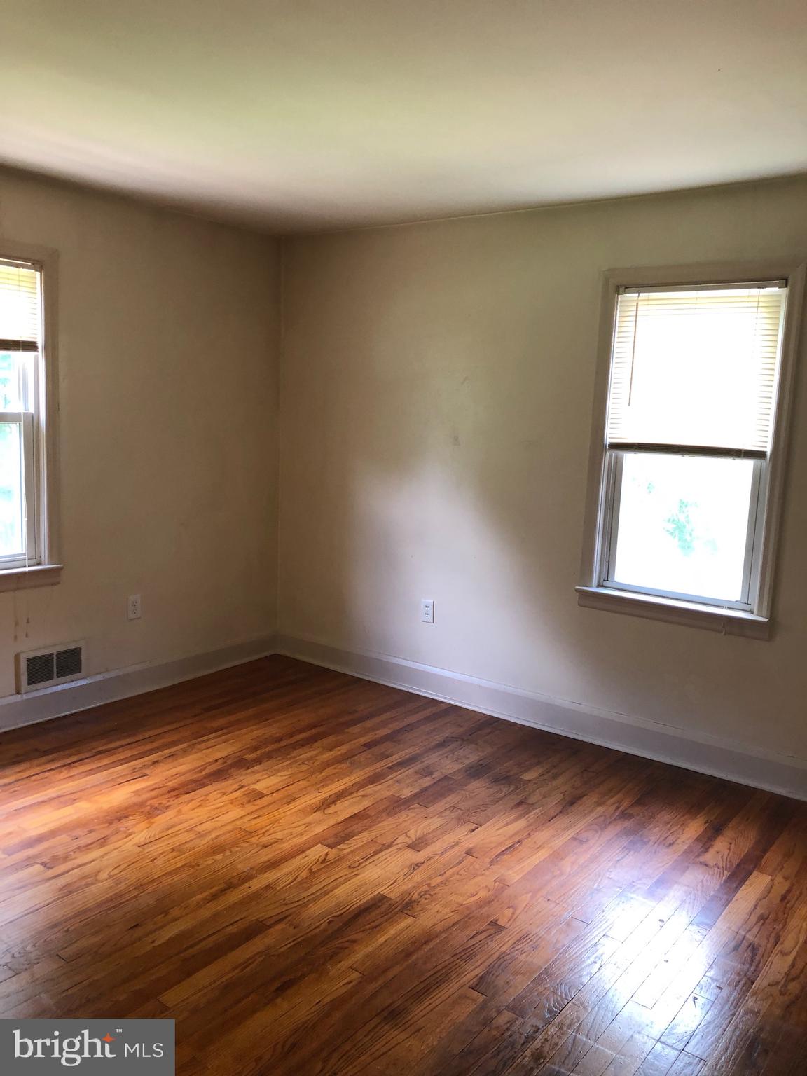 1615 Mount Laurel Road Temple, PA 19560 - Photo 10 of 17