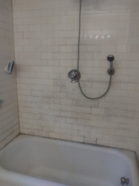 12 Hanna Road Worcester, MA 01602 - Photo 16 of 34 Gallery Image 16