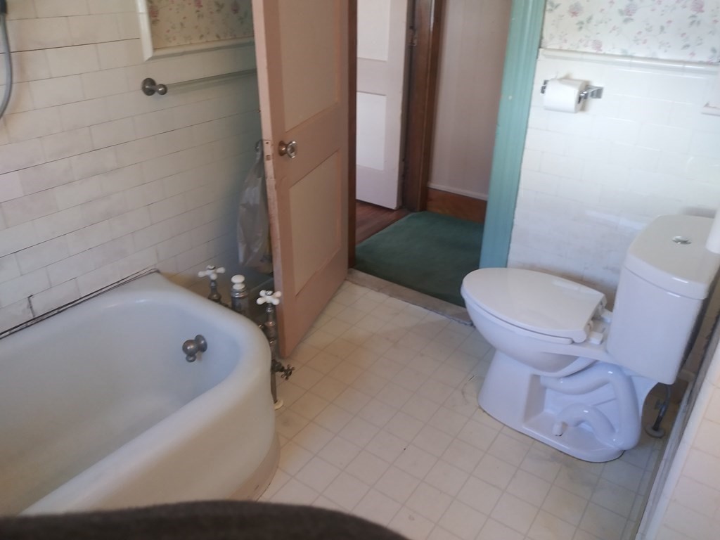 12 Hanna Road Worcester, MA 01602 - Photo 17 of 34 Gallery Image 17