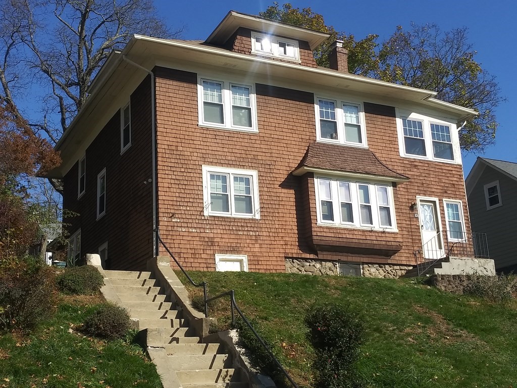 12 Hanna Road Worcester, MA 01602 - Photo 3 of 34 Gallery Image 3