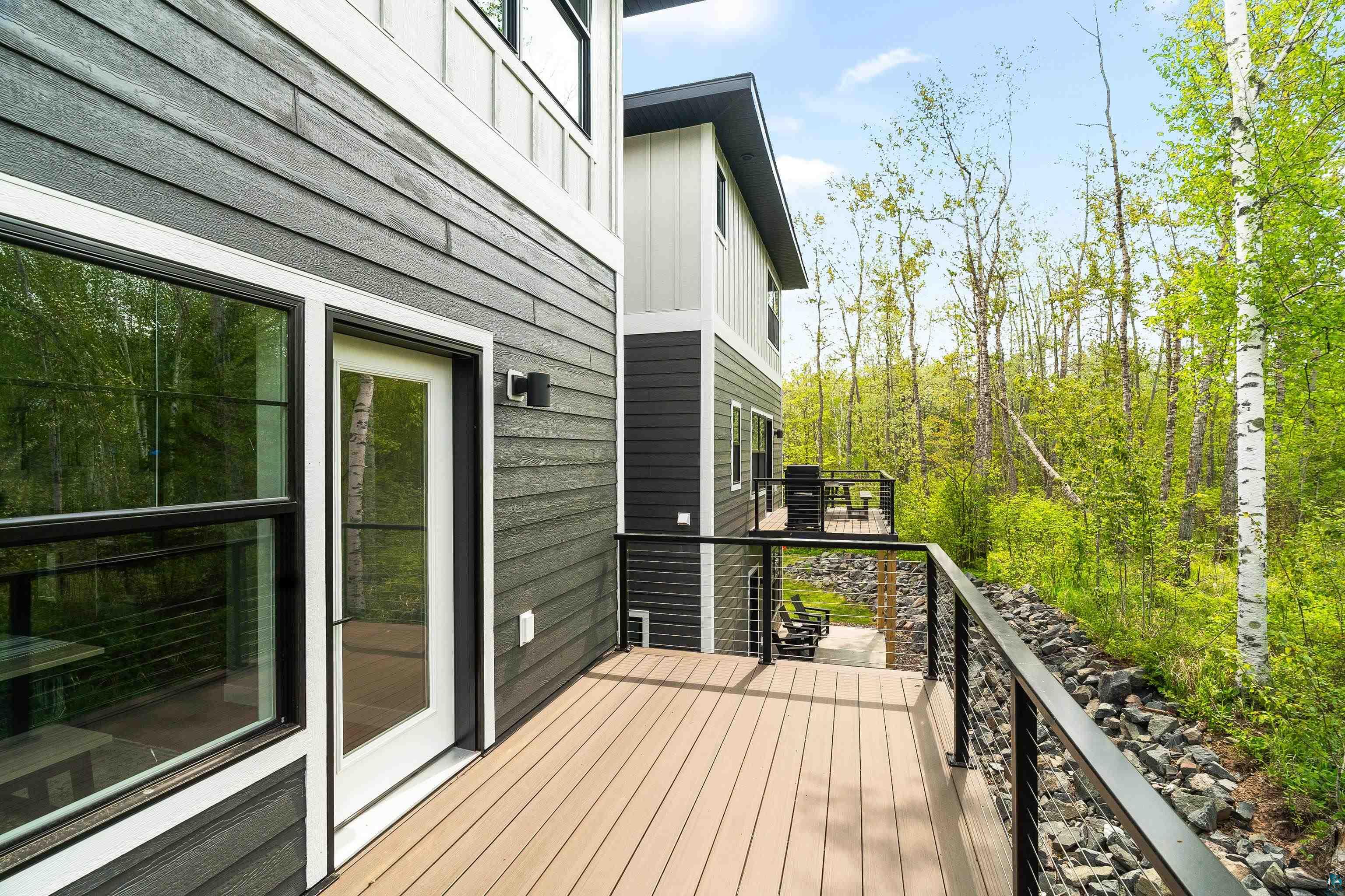 8313 Eric Shaffer Way Duluth, MN 55808 - Photo 10 of 33
