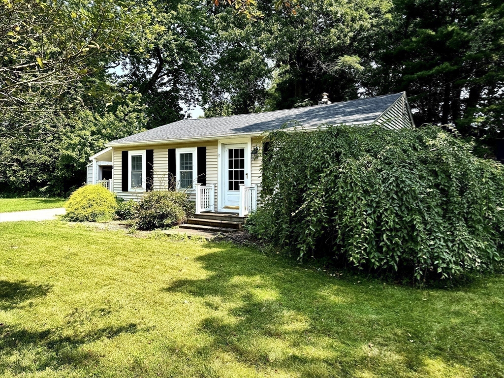 8 Warren Road Auburn, MA 01501 - Photo 22 of 24 Gallery Image 22